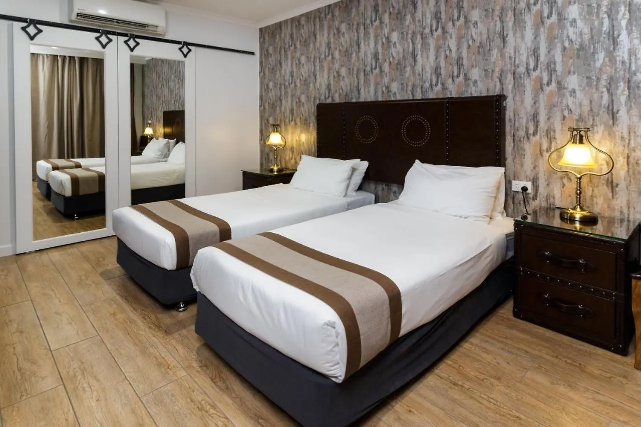 **** Hotel Opal Ridge Motel Collinsville Australia